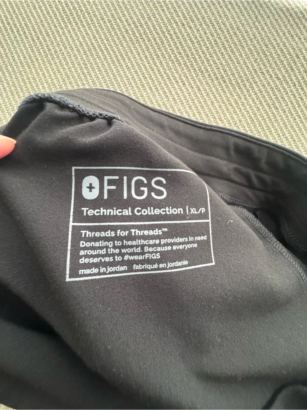 Figs Men's Black Jogger Pants - size XL - petite